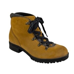 Clarks Faralyn Alpha Hiking Boots EUC $110 Size 8.5M    S3244